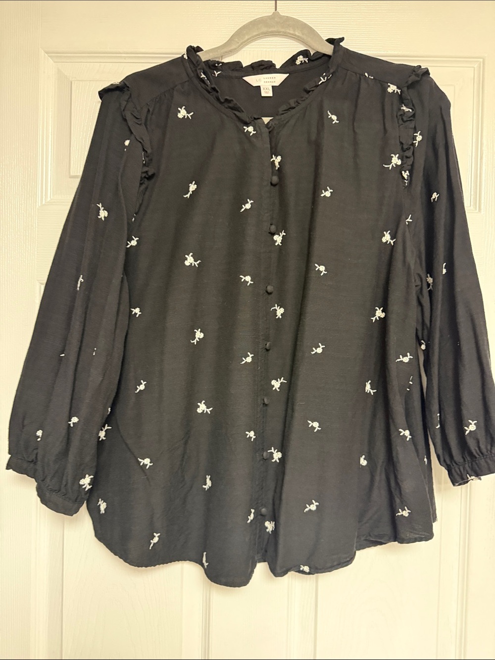 LC Lauren Conrad Black Blouse with White Floral Embroidery